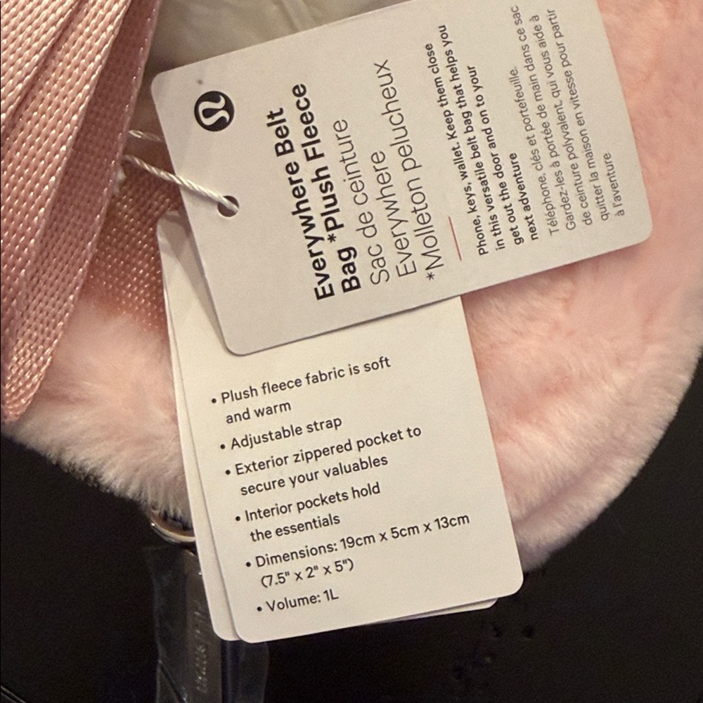 Lululemonβ Everywhere Belt Bag Strawberry Milkshake Plush Fleece 1L NEW pink - Picture 5 of 5